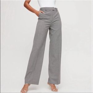 Size 6 Like-new Artizia Wide-Leg Pants. Black/white subtle houndstooth